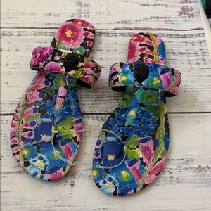 NWOB KURT GEIGER LONDON
KENSINGTON T-BAR SANDAL